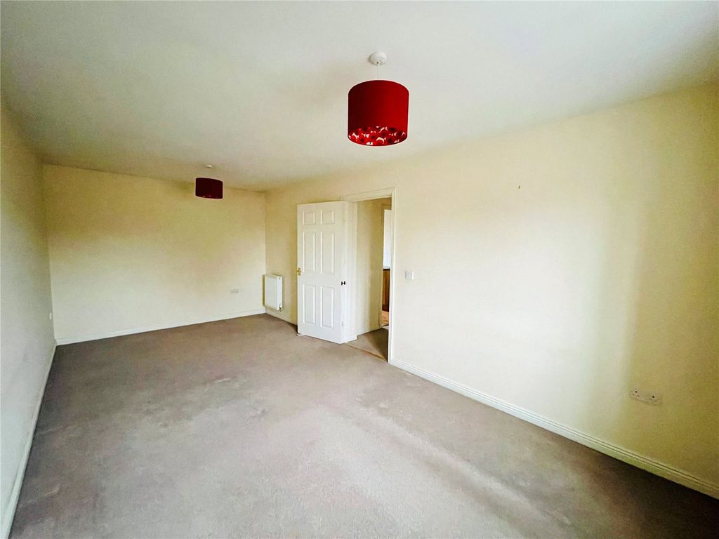 2 bed flat for sale in South Terrace Court, Stoke-On-Trent, Staffordshire ST4, £80,000