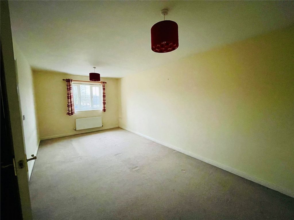 2 bed flat for sale in South Terrace Court, Stoke-On-Trent, Staffordshire ST4, £80,000