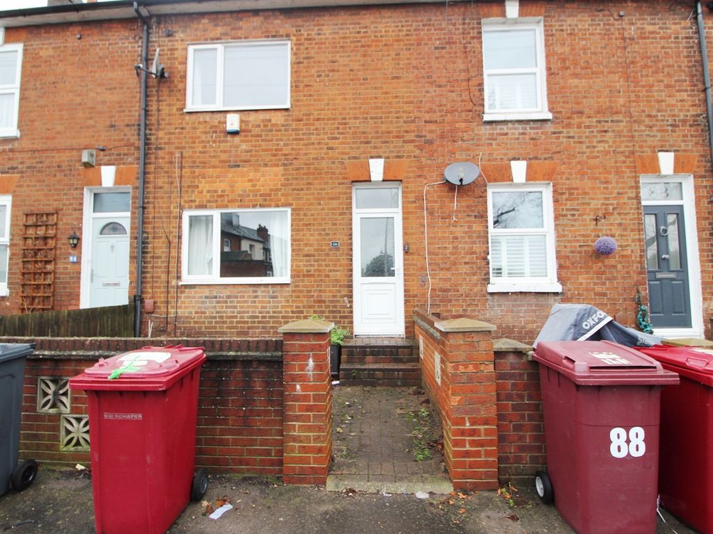 3 bed terraced house to rent in George Street, Reading RG1, £1,650 pcm