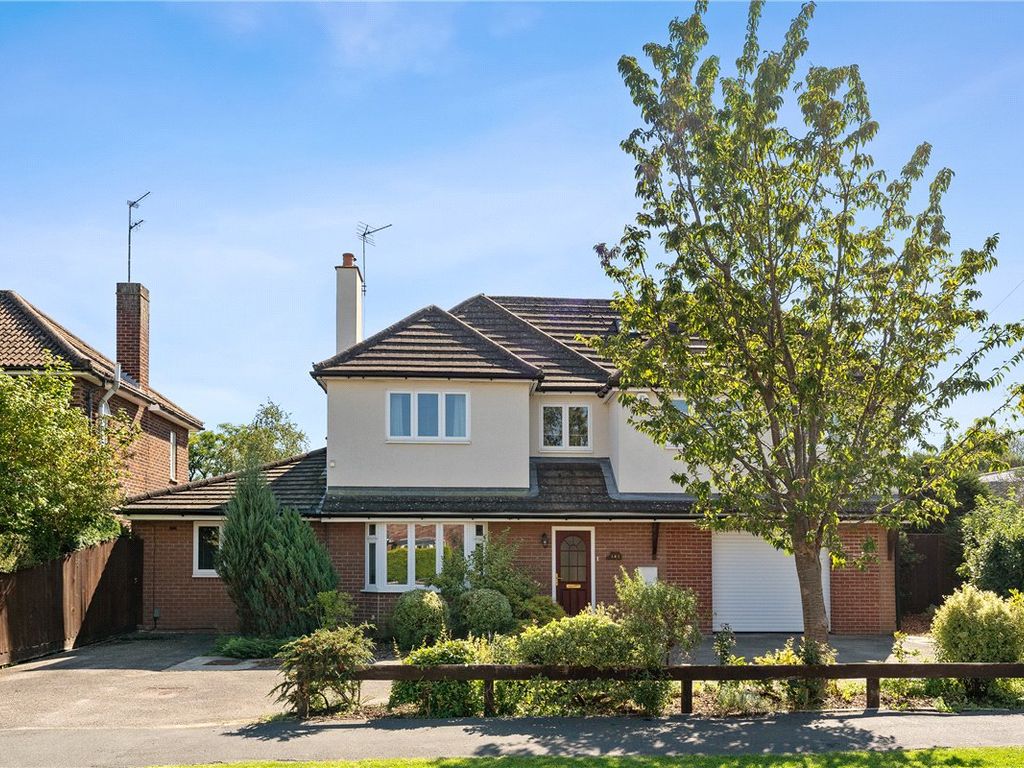 5 bed detached house for sale in Thornton Road, Girton, Cambridge CB3, £1,350,000