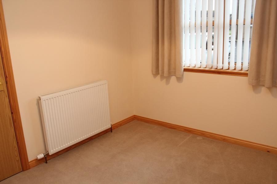 2 bed flat to rent in Correen Avenue, Alford AB33, £650 pcm