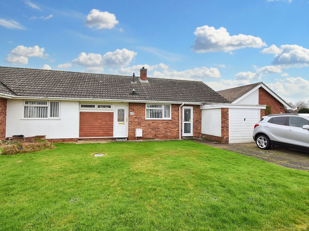3 bed bungalow for sale in Beckett Close, Skegness PE25, £215,000