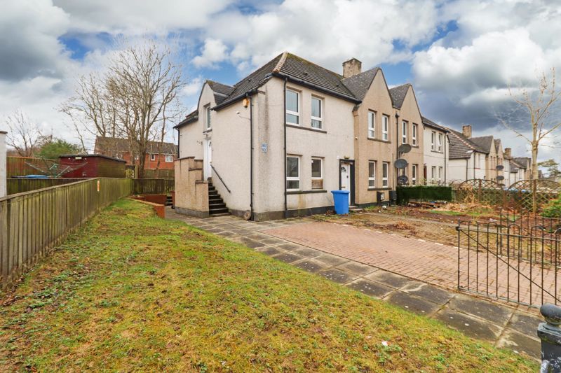 2 bed property for sale in 32 Chapelton Drive, Polbeth EH55, £89,000