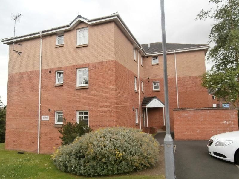 2 bed flat to rent in Robertson Court, Chester Le Street, Durham DH3, £595 pcm