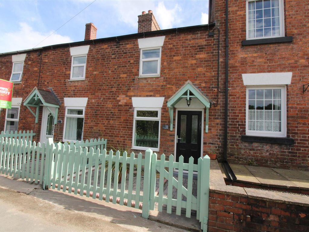 2 bed terraced house to rent in Moors Lane, St. Martins Moor, St. Martins, Oswestry SY10, £775 pcm