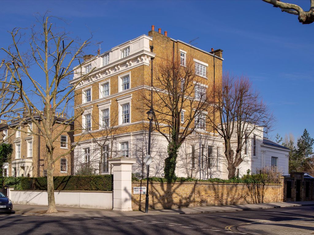 3 bed flat for sale in Spencer Court, St John's Wood NW8, £3,495,000