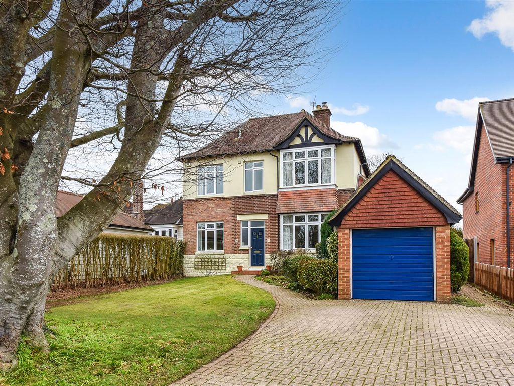 4 bed detached house for sale in Bowes Hill, Rowland's Castle PO9, £875,000