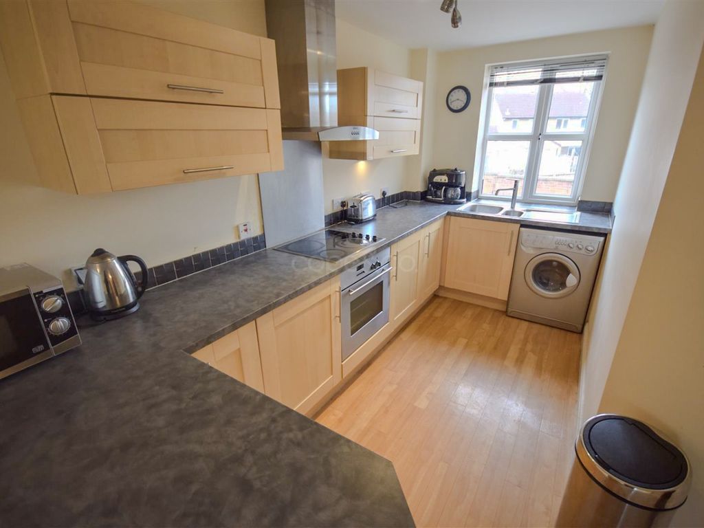 2 bed flat to rent in Merchants Corner, Markeaton Street, Derby, Derbyshire DE22, £950 pcm