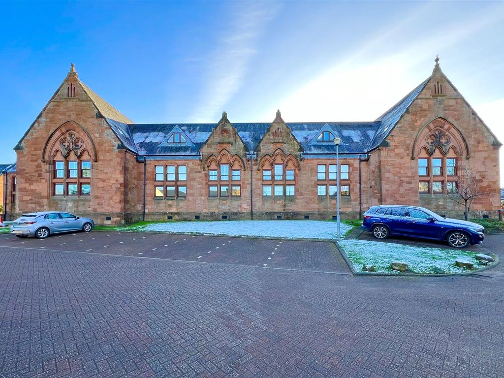 3 bed flat for sale in School Lane, Bothwell, Glasgow G71, £315,000