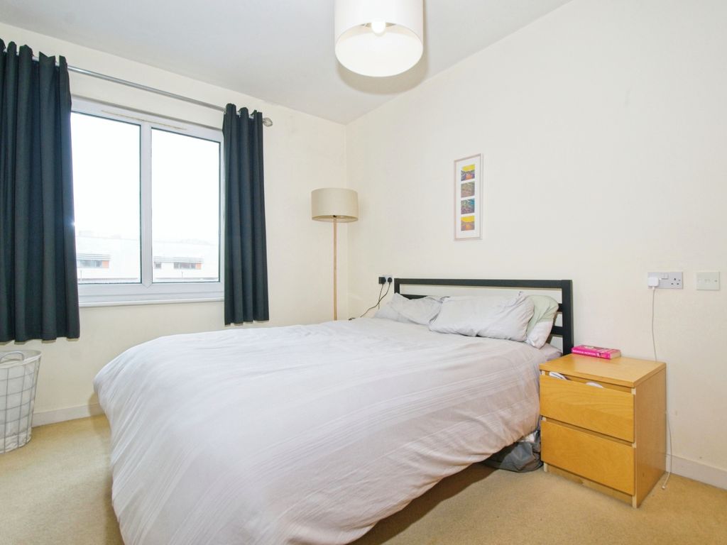 1 bed flat for sale in Carlotta Way, Cardiff CF10, £129,000