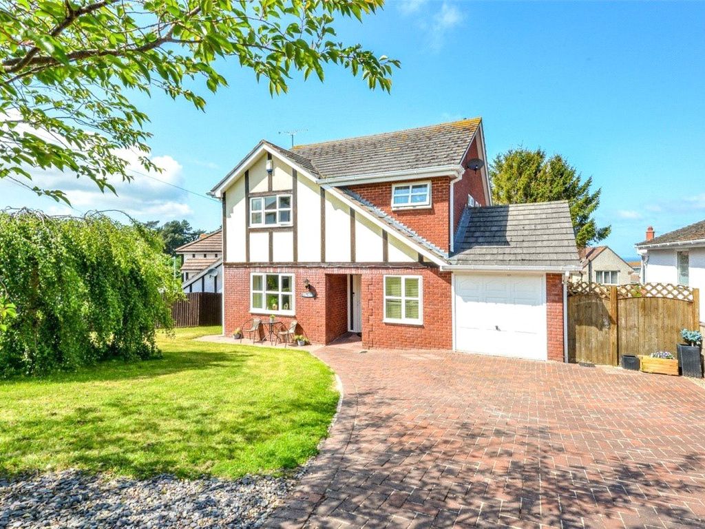 5 bed detached house for sale in Fron Road, Old Colwyn, Colwyn Bay, Conwy LL29, £355,000