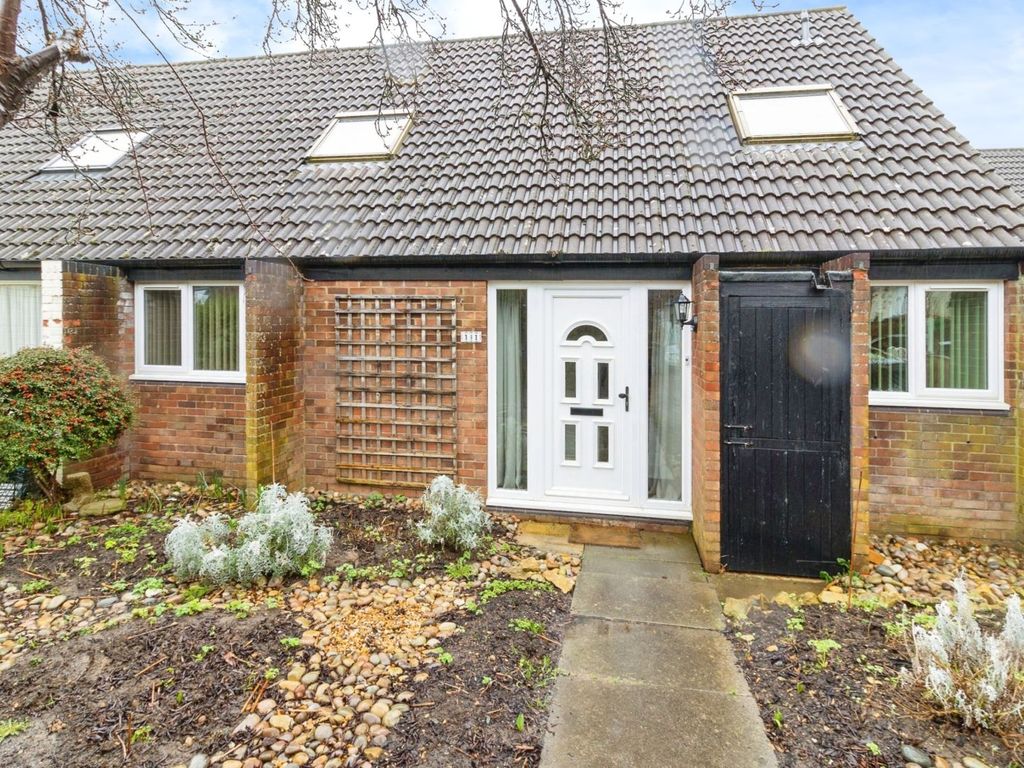3 bed semi-detached house for sale in Arncliffe Drive, Heelands, Milton Keynes MK13, £300,000
