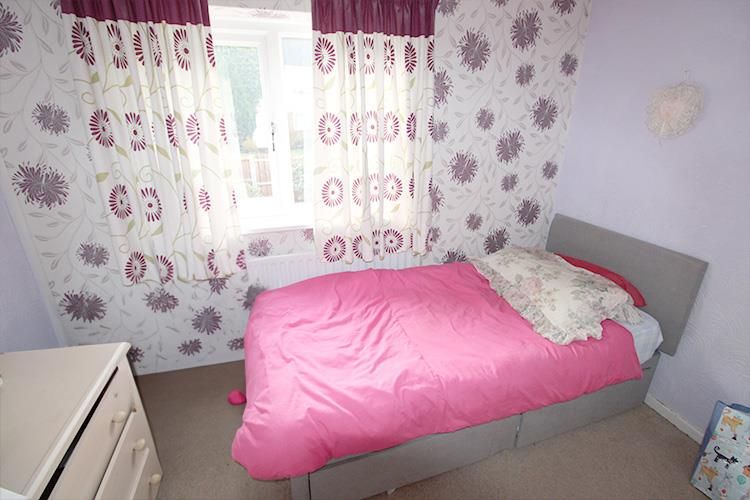 3 bed terraced house for sale in Avon Road, Halesowen B63, £150,000