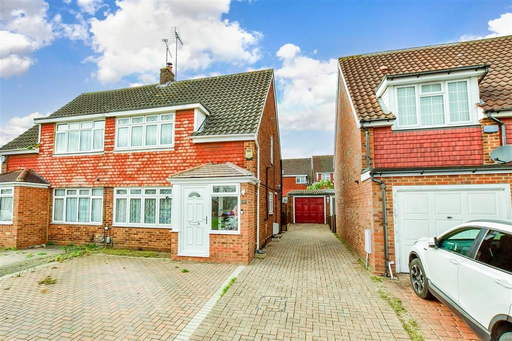 2 bed semi-detached house for sale in Wessex Drive, Erith, Kent DA8, £281,000