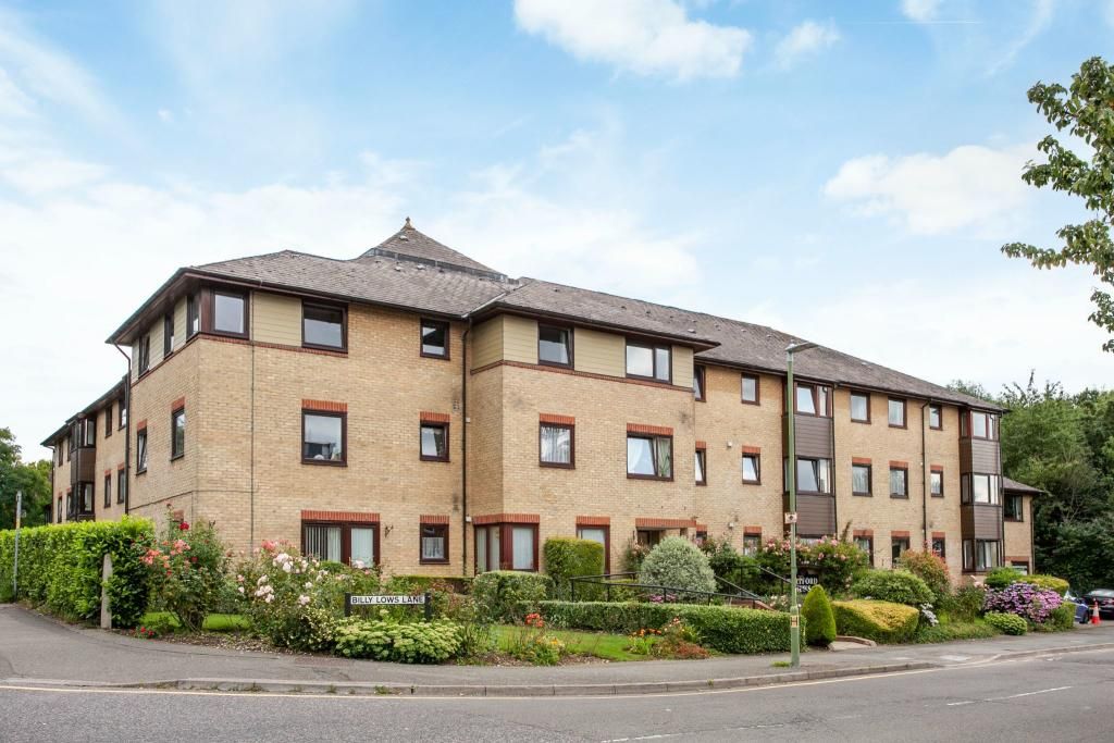 1 bed flat for sale in Hertford Mews, Billy Lows Lane, Potters Bar EN6, £139,950