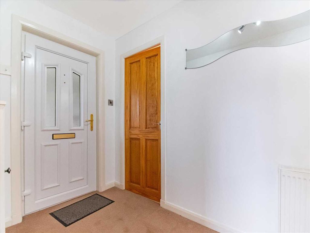 2 bed flat for sale in Carnoustie Crescent, Greenhills, East Kilbride G75, £70,000