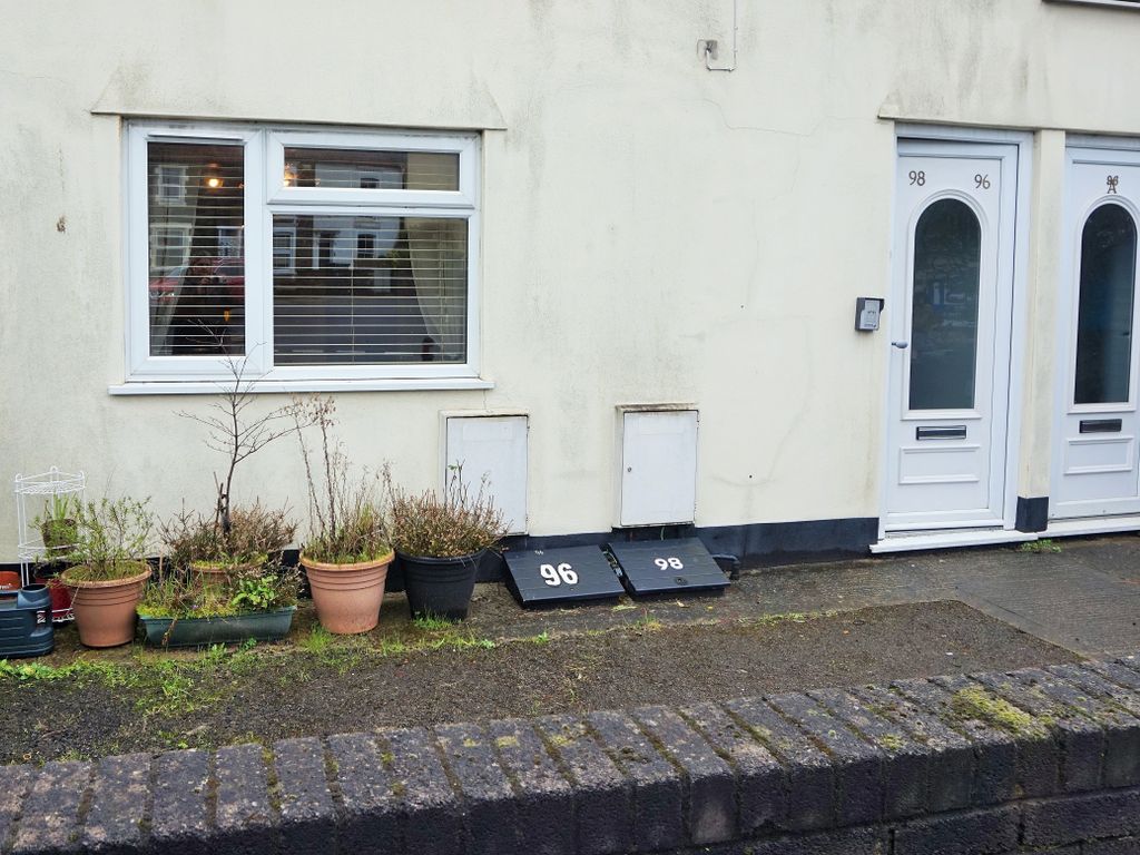 1 bed flat for sale in High Street, Bristol BS15, £157,500