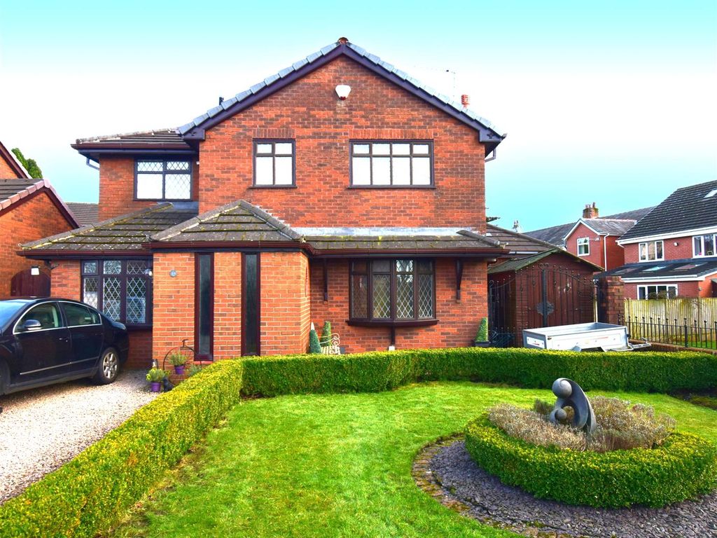 4 bed detached house for sale in Green Meadows, Westhoughton, Bolton BL5, £394,995