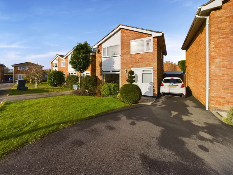 3 bed detached house for sale in Burrington Close, Weston-Super-Mare BS24, £340,000