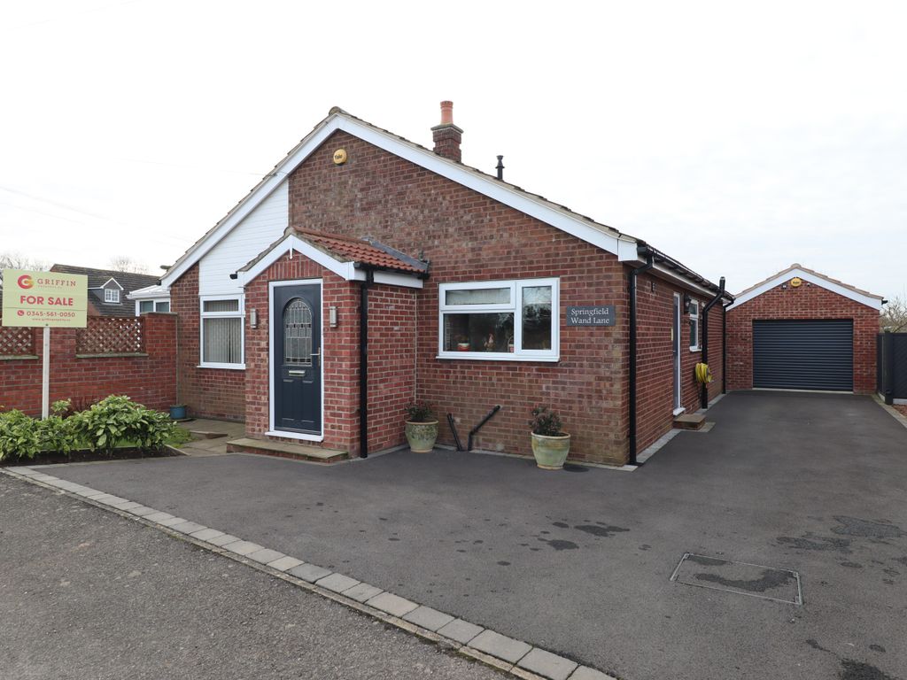 3 bed detached bungalow for sale in Wand Lane, Goole DN14, £340,000