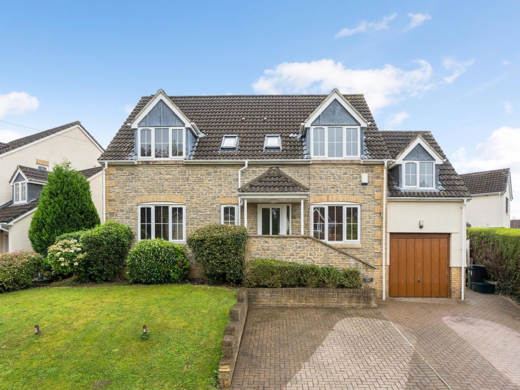 5 bed detached house to rent in Grove Lane, Hinton, Chippenham SN14, £3,450 pcm