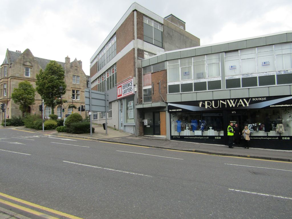 Retail premises to let in High Street, Falkirk FK1, £7,000 pa