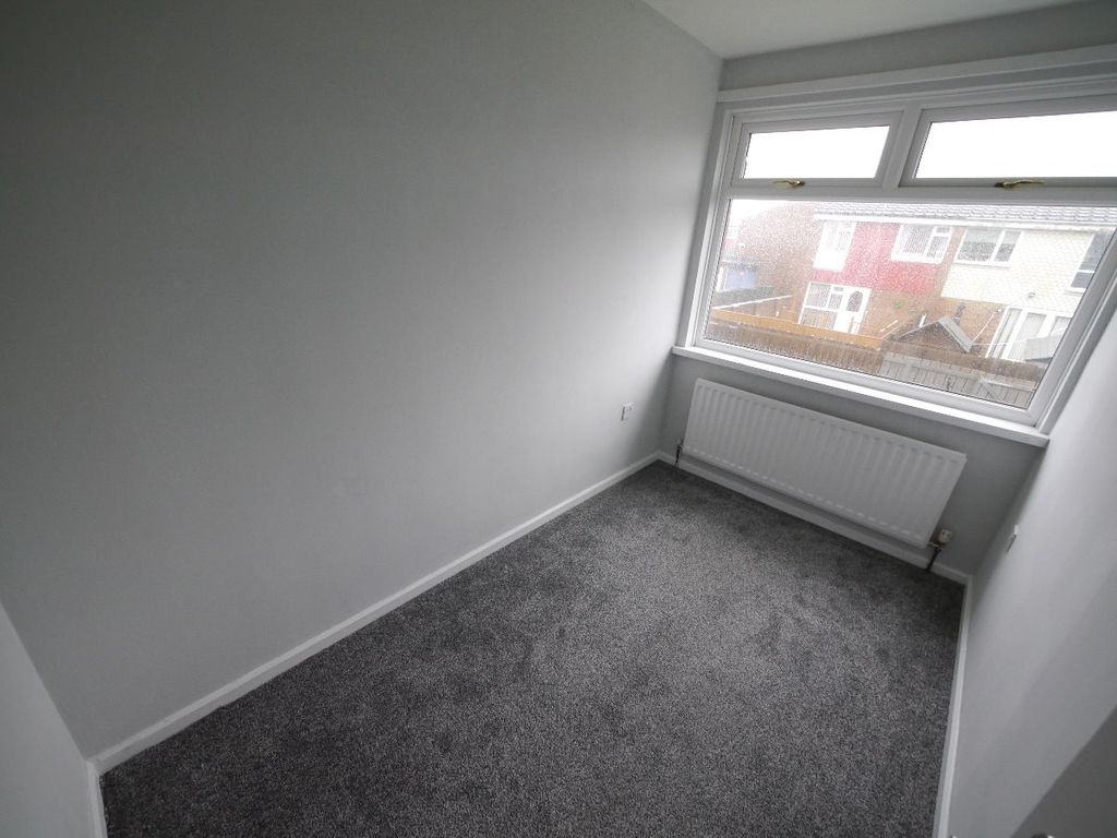 3 bed terraced house to rent in Bellshill Close, Wallsend NE28, £850 pcm