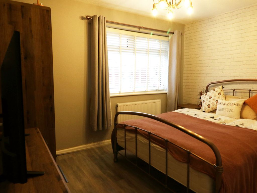 2 bed semi-detached house for sale in Chetton Drive, Murdishaw WA7, £130,000