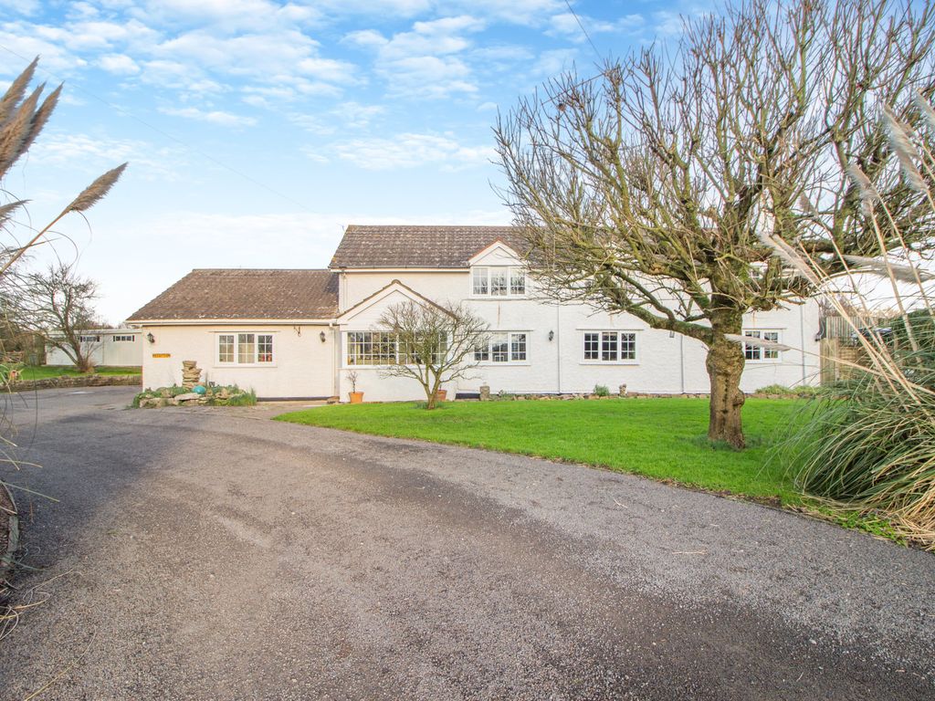 4 bed detached house for sale in Whitewall, Magor, Caldicot, Monmouthshire NP26, £975,000