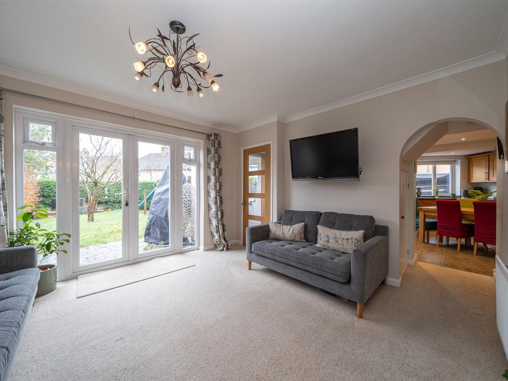 4 bed semi-detached house for sale in Springfield Close, Croxley Green, Rickmansworth WD3, £799,995