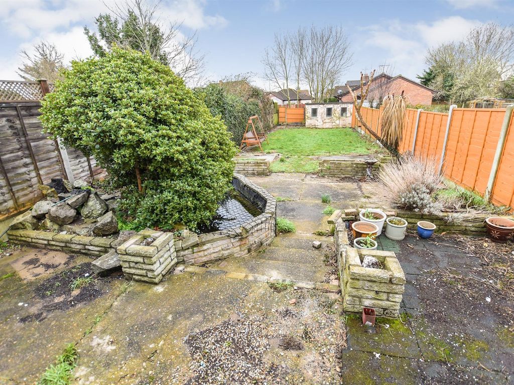 3 bed semi-detached house for sale in Melcombe Road, Benfleet SS7, £399,995