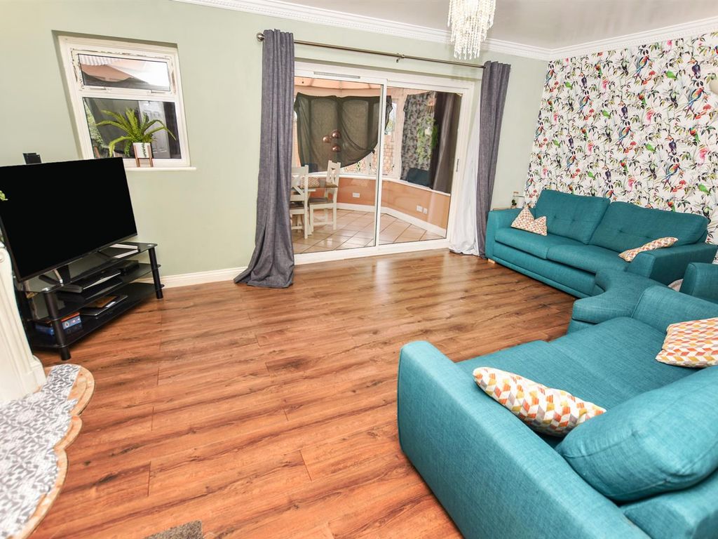 3 bed semi-detached house for sale in Melcombe Road, Benfleet SS7, £399,995