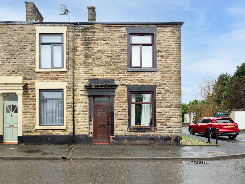 2 bed end terrace house for sale in Turf Lane, Oldham OL2, £116,000