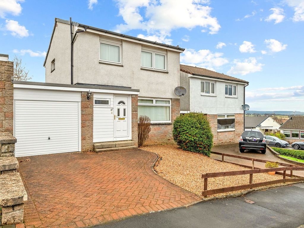 3 bed link-detached house for sale in Braemar Avenue, Dunblane FK15, £255,000