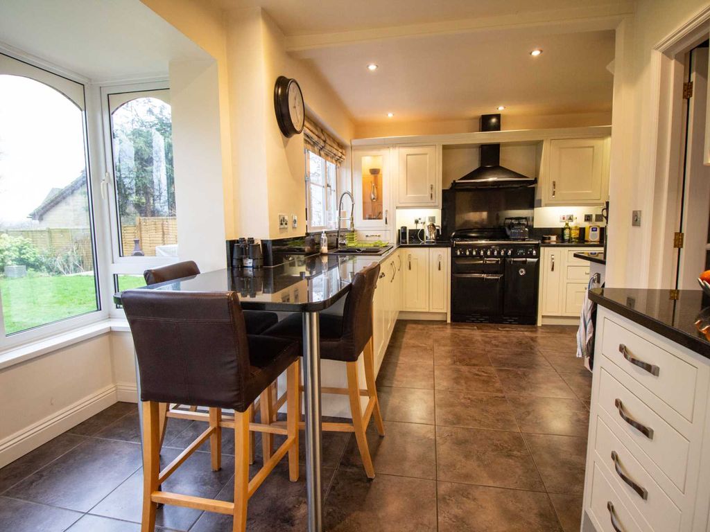 4 bed detached house for sale in The Weavers, Beckington BA11, £765,000