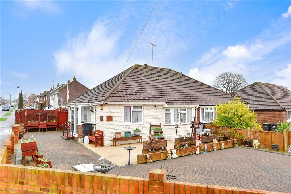 2 bed semi-detached bungalow for sale in Brooklands Road, Havant, Hampshire PO9, £320,000