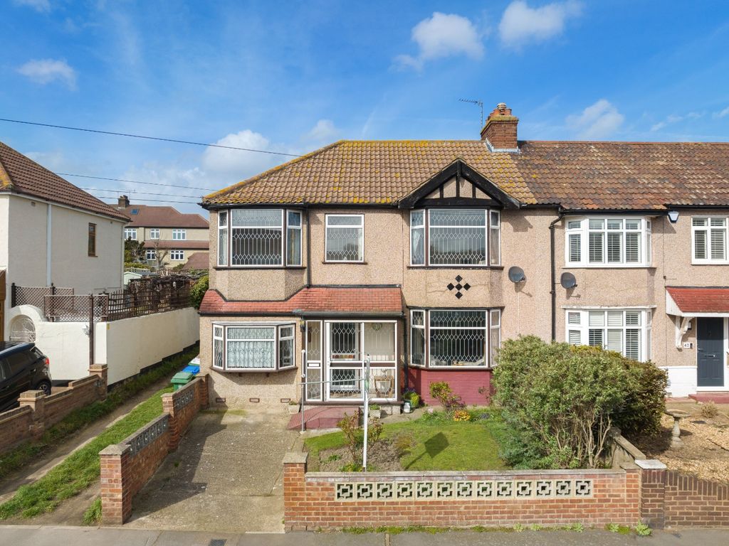 4 bed semi-detached house for sale in Swanbridge Road, Bexleyheath, Kent DA7, £525,000