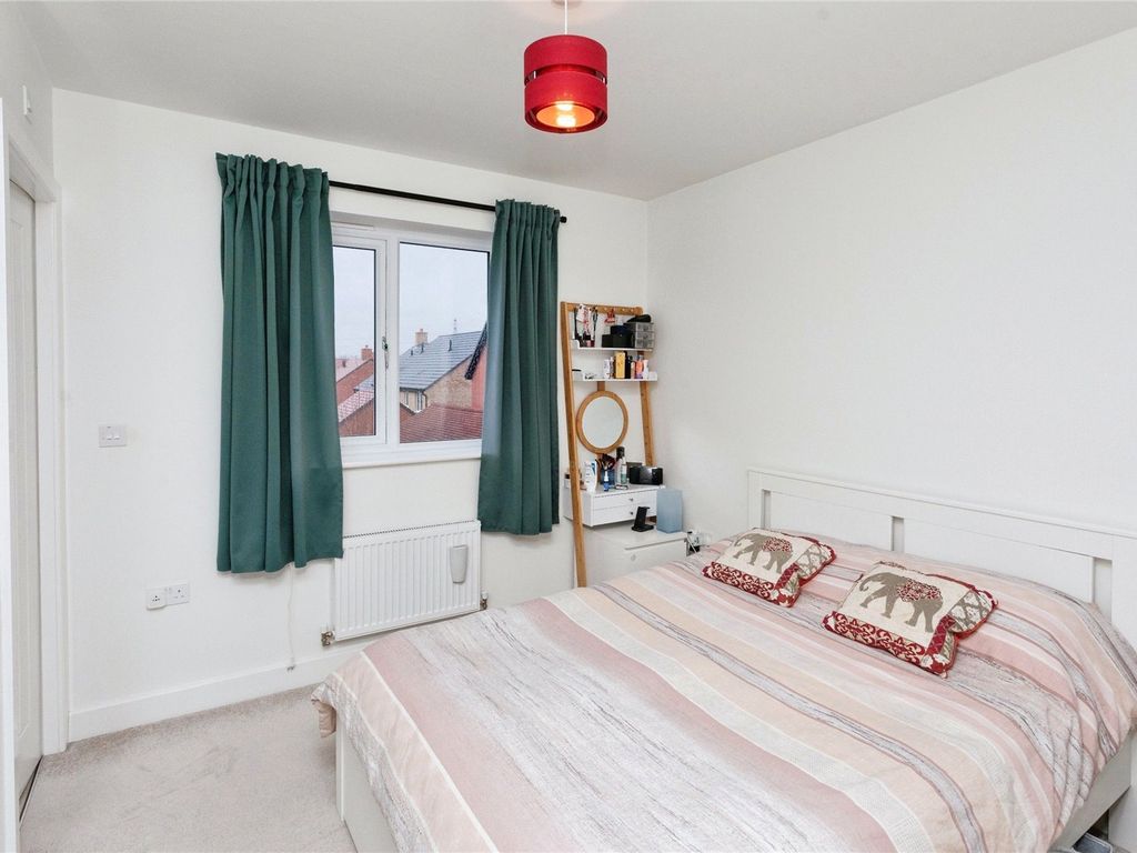 3 bed semi-detached house for sale in Stocks Lane, Winslow, Buckingham MK18, £370,000