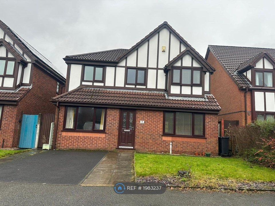 4 bed detached house to rent in Langstone Close, Bolton BL6, £1,600 pcm