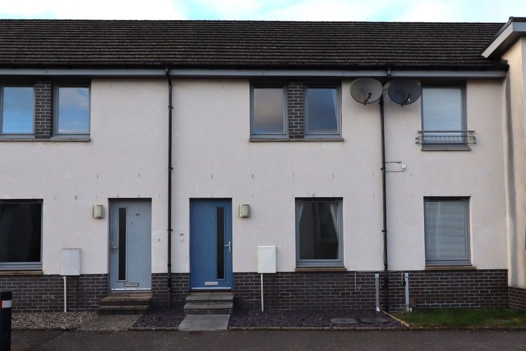 2 bed terraced house to rent in Crookston Court, Larbert FK5, £925 pcm