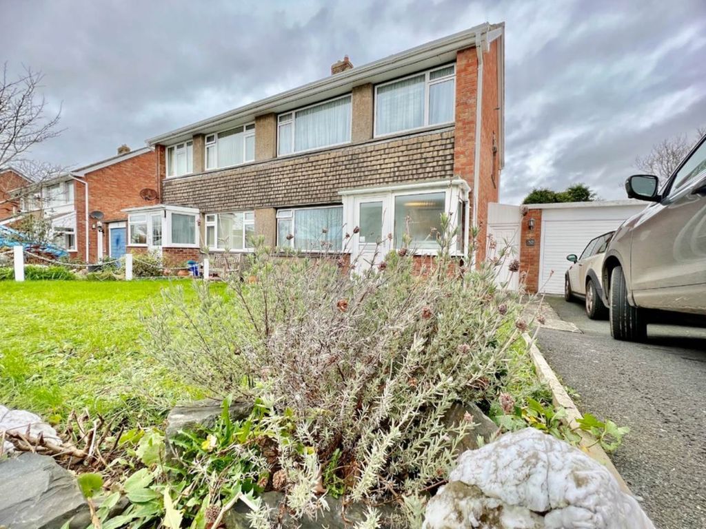 3 bed property for sale in Erw Goch, Waunfawr, Aberystyth SY23, £249,950