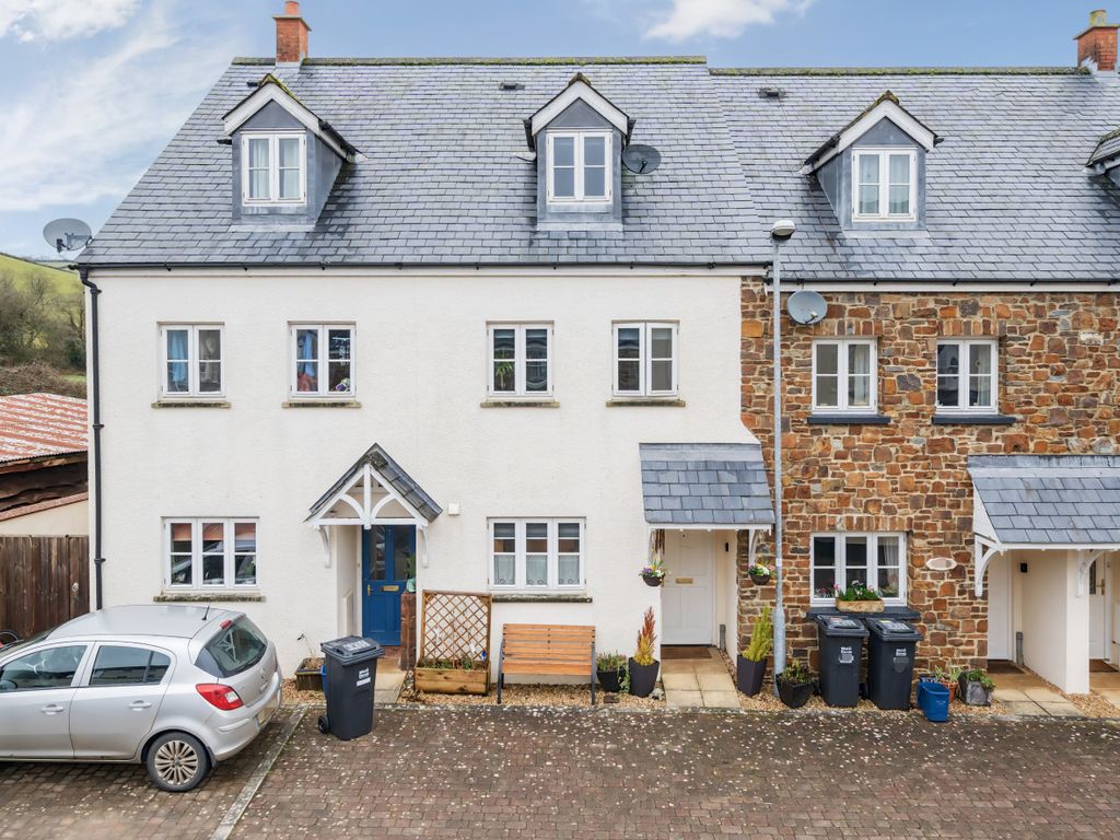 4 bed terraced house for sale in Newton Court, Bampton, Tiverton, Devon EX16, £325,000