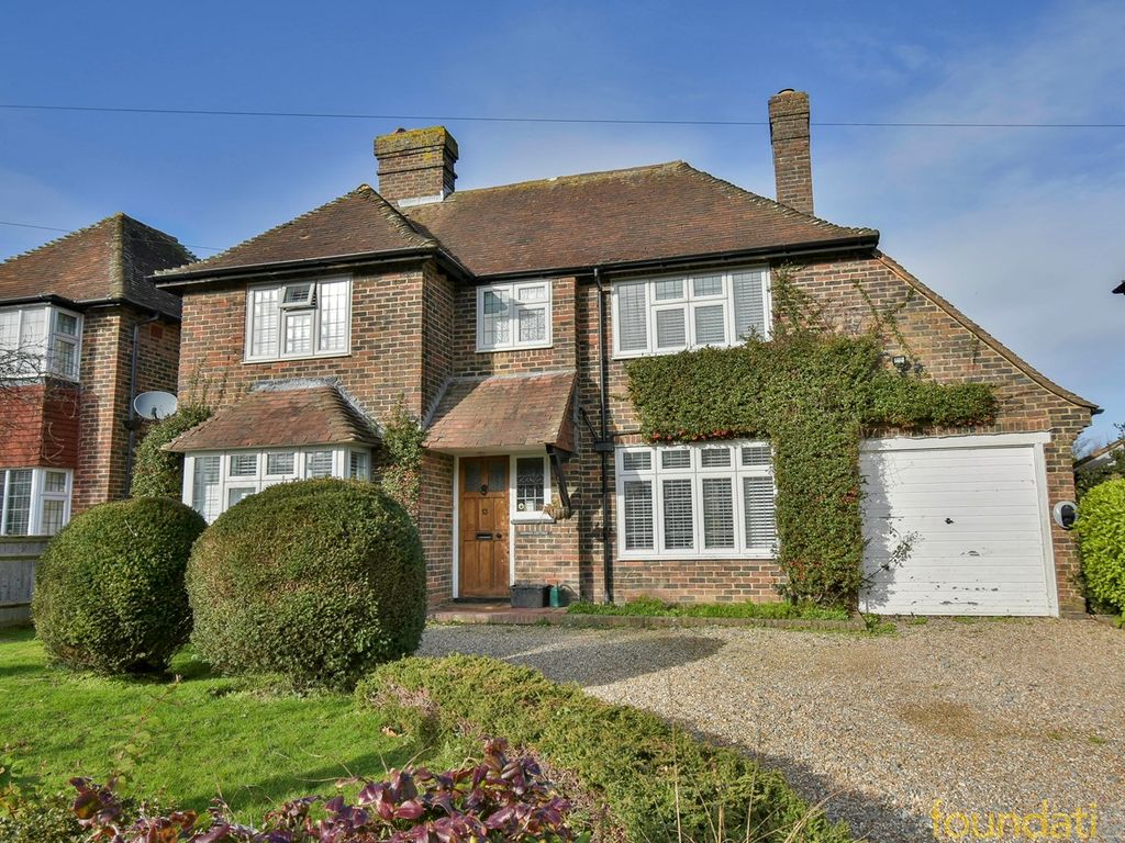 3 bed detached house for sale in Newlands Avenue, Bexhill-On-Sea TN39, £549,950