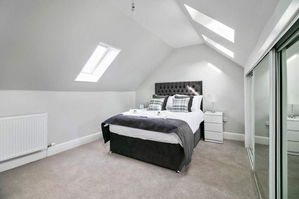 3 bed mews to rent in Broughton Street Lane, New Town, Edinburgh EH1, £2,790 pcm
