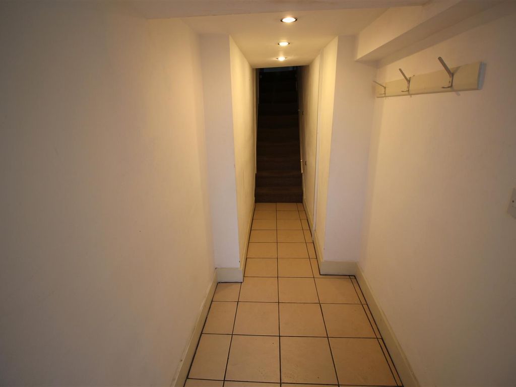 2 bed flat to rent in King Street, Belper DE56, £750 pcm