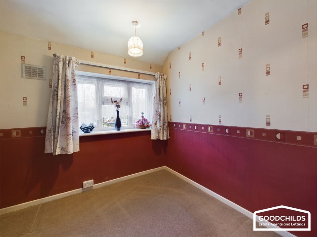 3 bed terraced house for sale in Glastonbury Way, Bloxwich WS3, £165,000