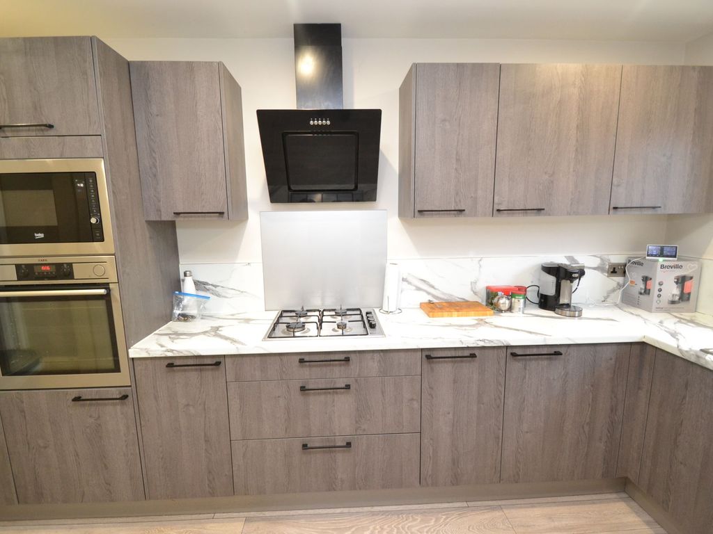 3 bed detached house for sale in Apperley Mews, Bradford BD10, £279,995