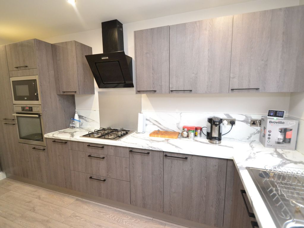 3 bed detached house for sale in Apperley Mews, Bradford BD10, £279,995