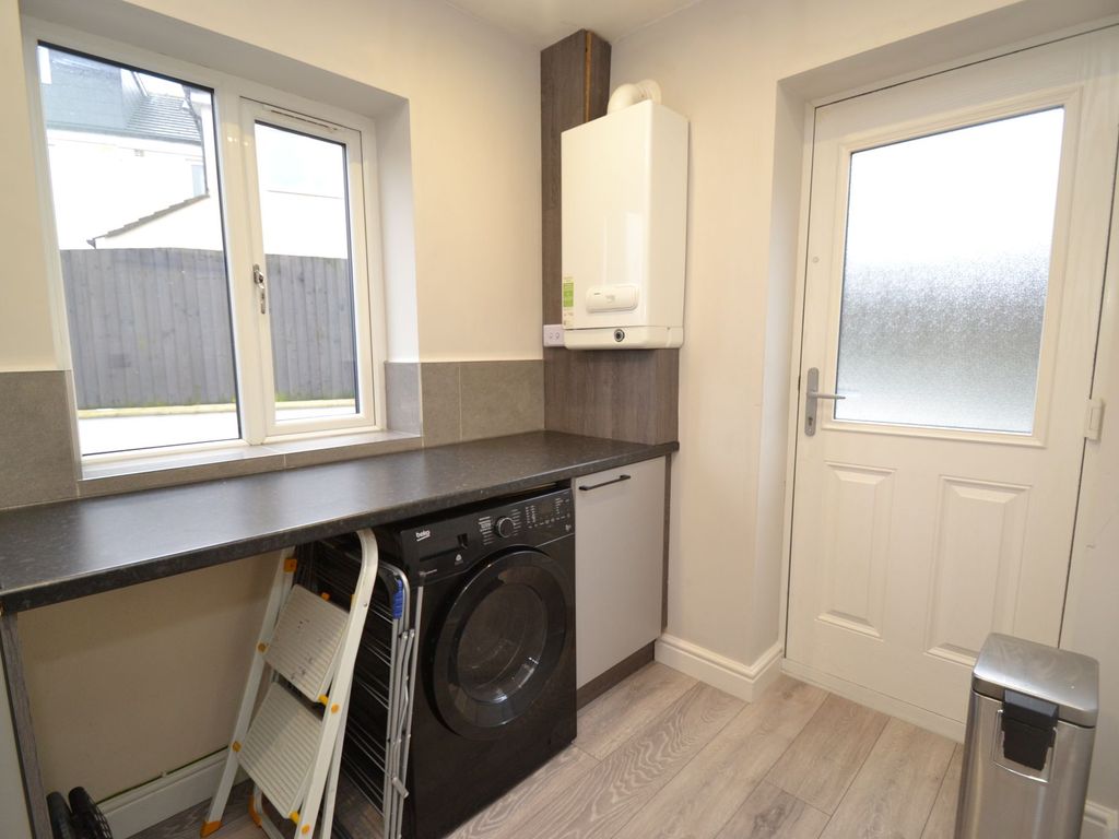 3 bed detached house for sale in Apperley Mews, Bradford BD10, £279,995