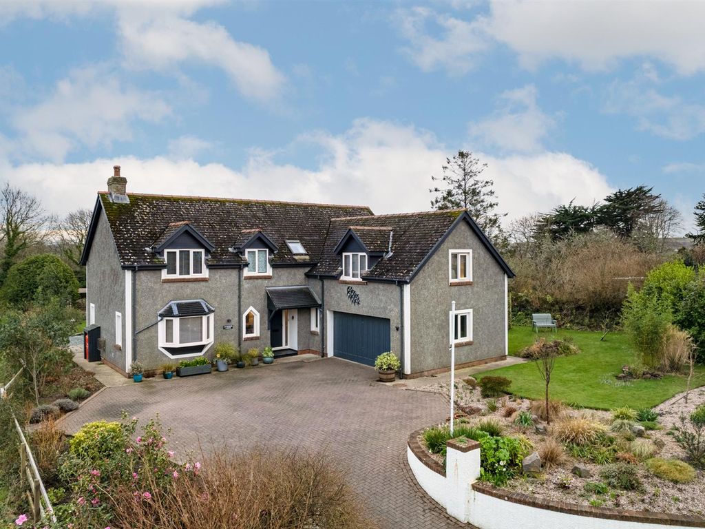 5 bed detached house for sale in Lower Quay Road, Hook, Haverfordwest SA62, £600,000